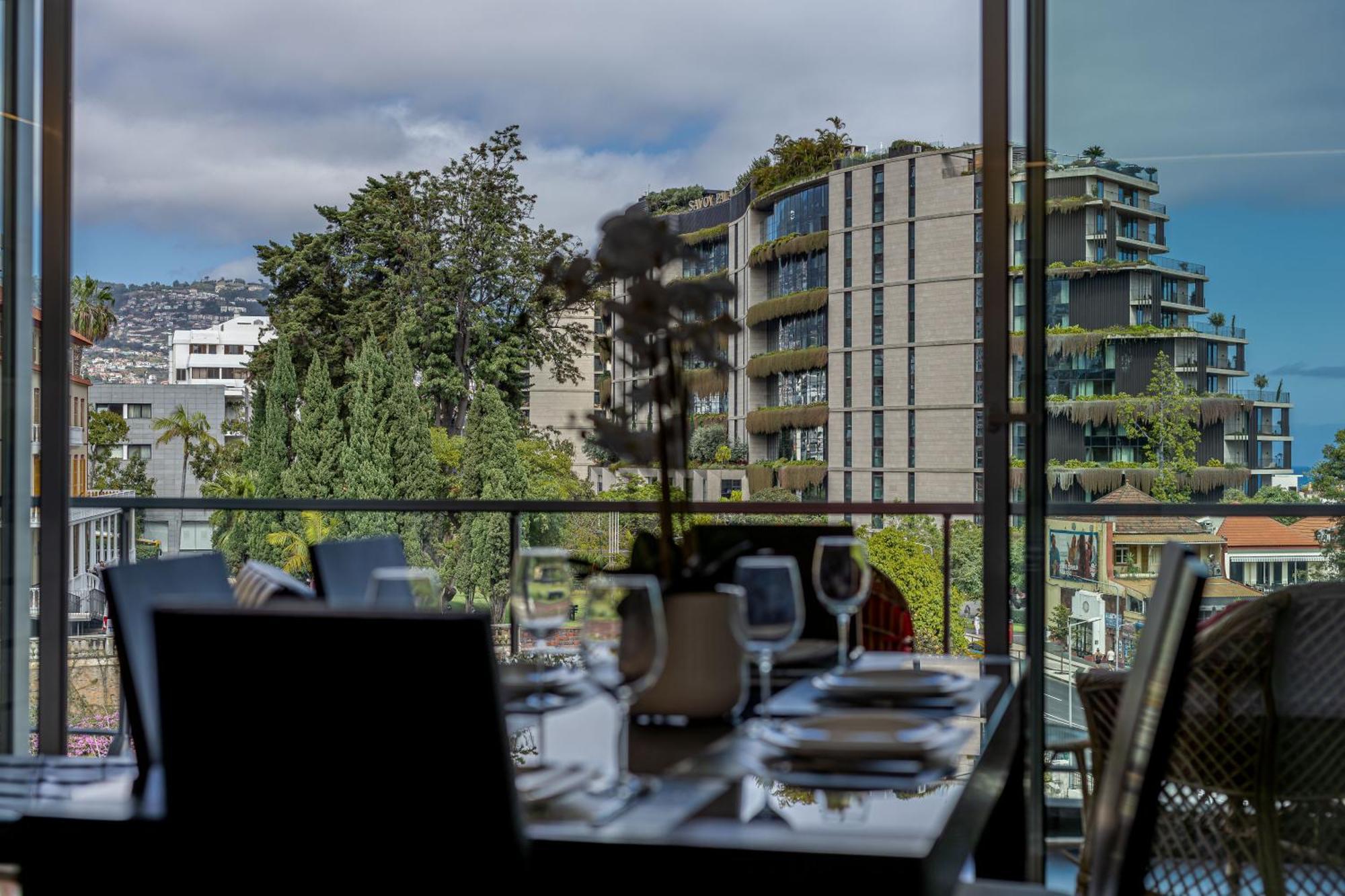 Vista Savoy By Rmz Apartment Funchal  Luaran gambar