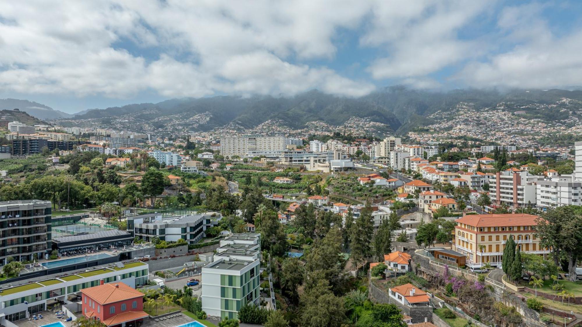 Vista Savoy By Rmz Apartment Funchal  Luaran gambar